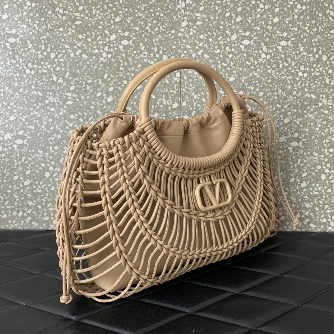 Valentino Garavani AllKnots Shopper Bag in Natural Hand-woven Leather